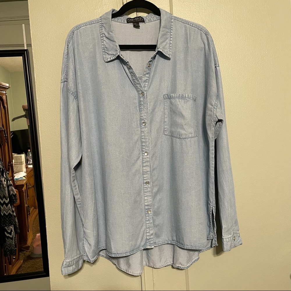 🌻F21+ Denim Shirt